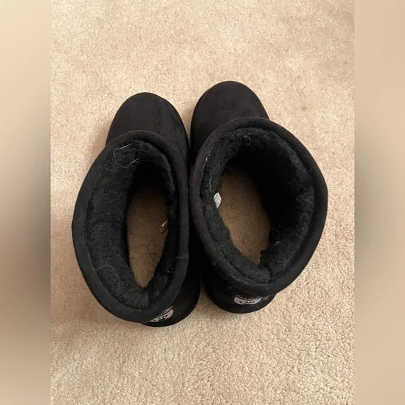 Bearpaw Women's Alyssa Boots size 9 - Picture 10 of 14